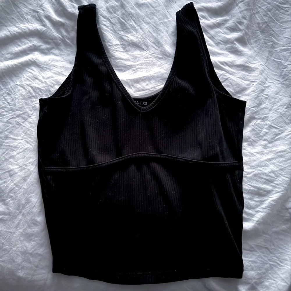 Black Compression Tank - Picture 1 of 2
